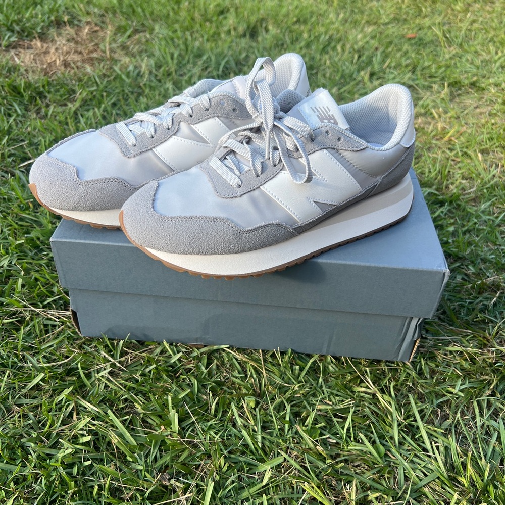 WOMEN'S NEW BALANCE WS237 SNEAKERS